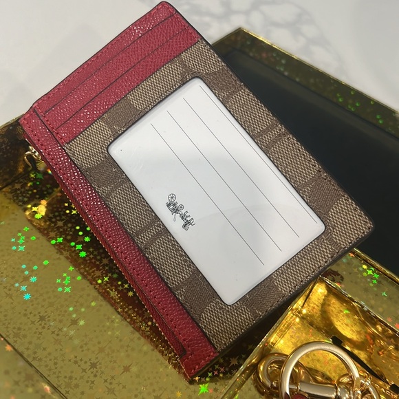 ❤️Cute. COACH Keychain Card Holder. - Picture 7 of 16